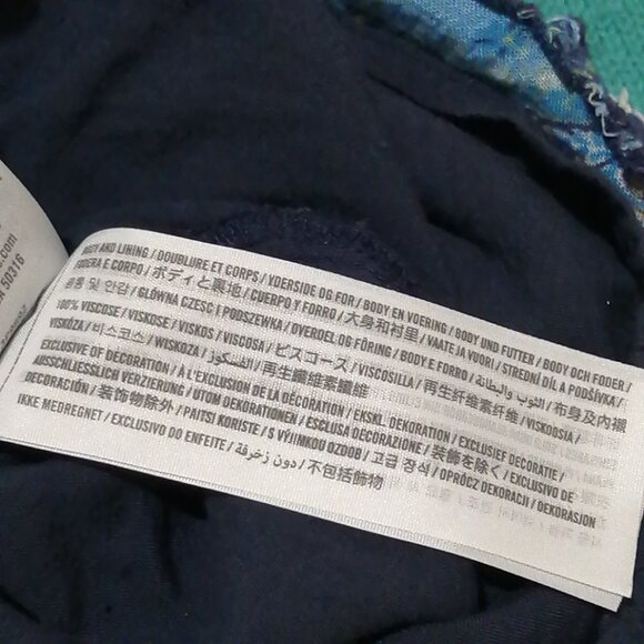 Cute Boho Romper by Hollister - Picture 14 of 14